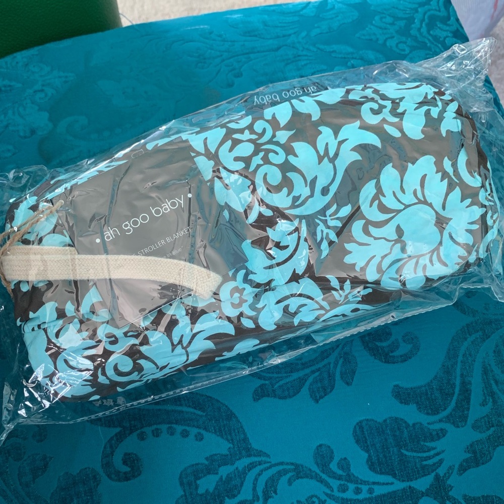New in package Ah Goo Baby stroller blanket